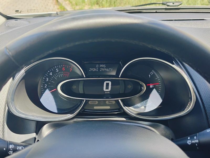 Renault Clio (2017) 0,9 TCe 66kW Limited Grandtour - fotka 22 z 38