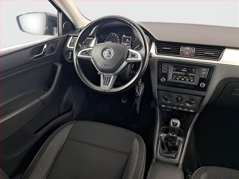 Škoda Rapid (2015) Spaceback 1.6 TDI - fotka 7 z 17