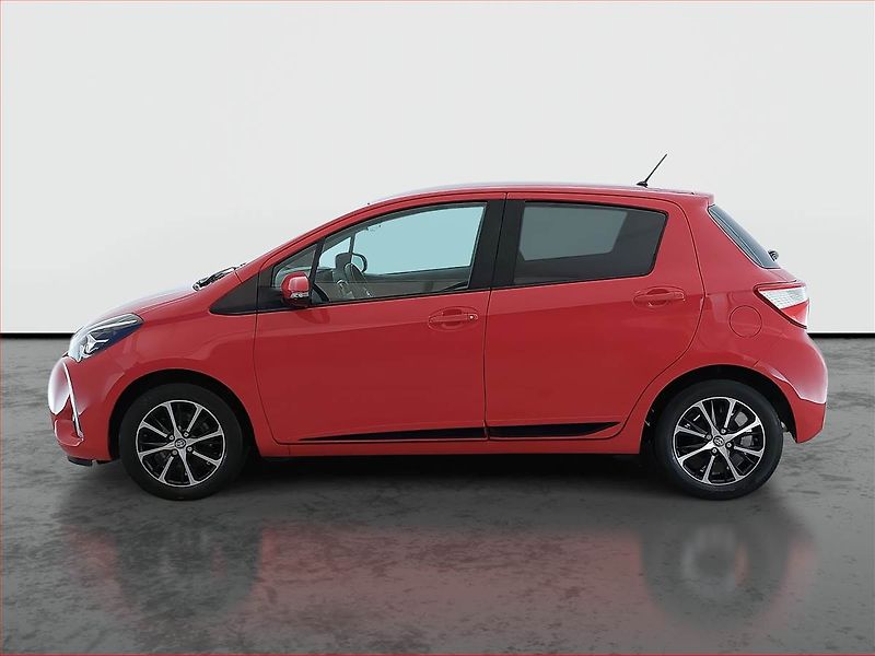 Toyota Yaris (2018) 1.5 Dual VVT-i, ČR,1.maj - fotka 3 z 19