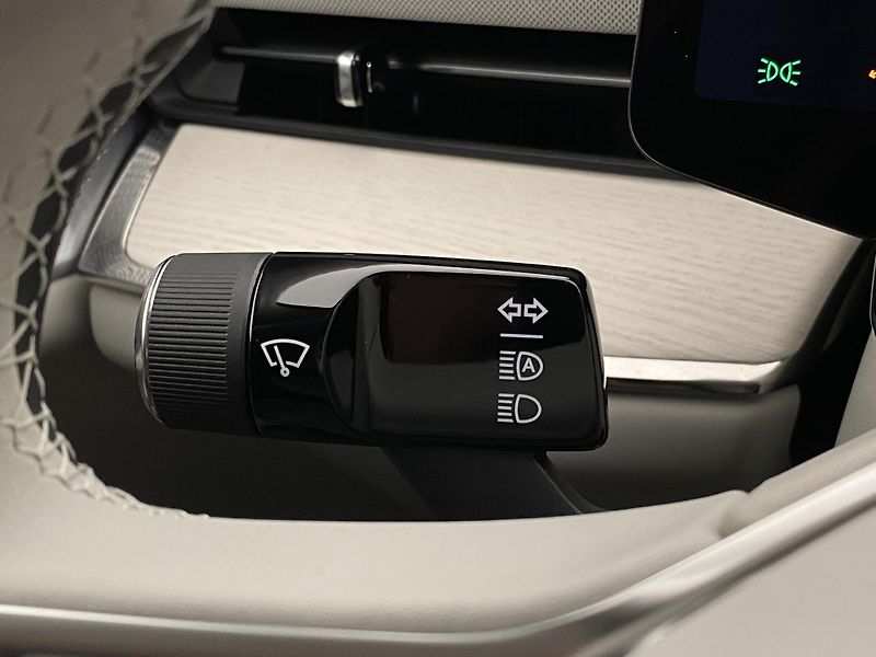 Volvo ES90 (2026) PURE ELECTRIC ULTRA - fotka 32 z 79
