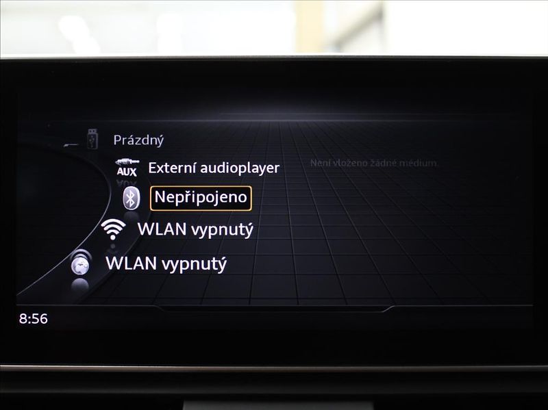 Audi Q5 2,0 eTFSi 270kW S-Line Vzduch - fotka 13 z 27