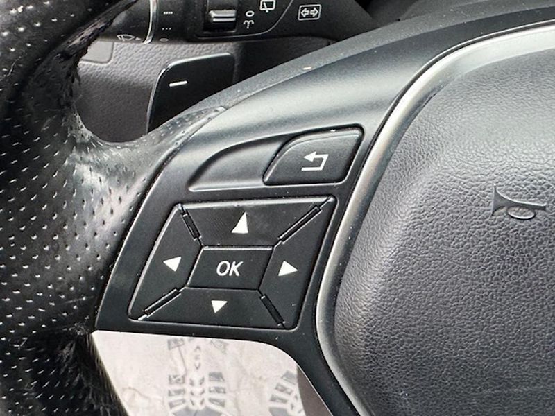 Mercedes-Benz Třídy E MB E 200 CDi kombi - fotka 20 z 35