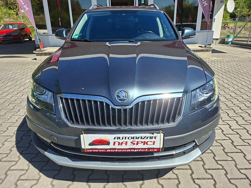 Škoda Superb (2014) OUTDOOR 2.0TDI 125kW DSG 4X4 - fotka 3 z 39