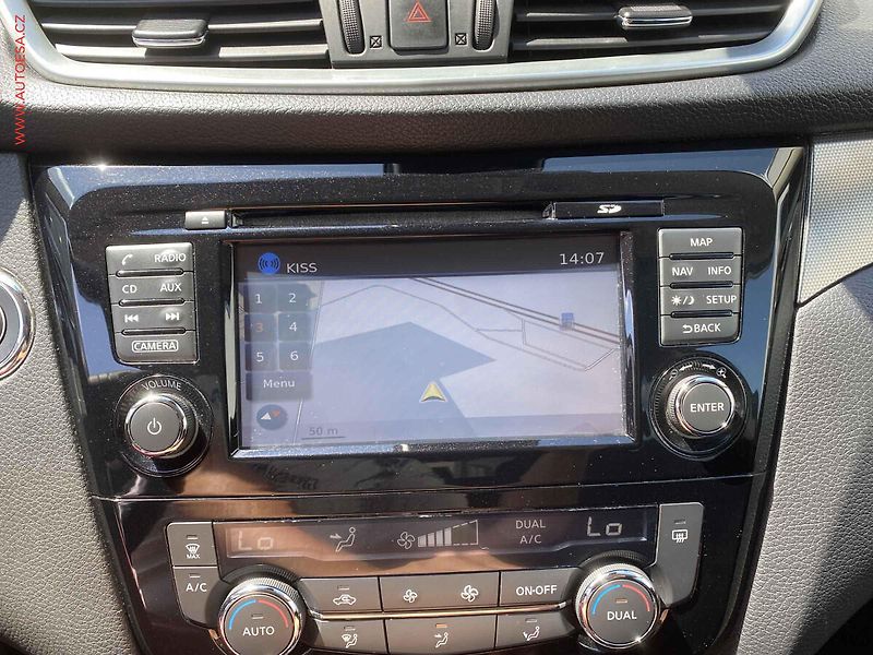 Nissan Qashqai (2017) 1.6 dCi, N-Connecta, AT, TZ - fotka 16 z 17