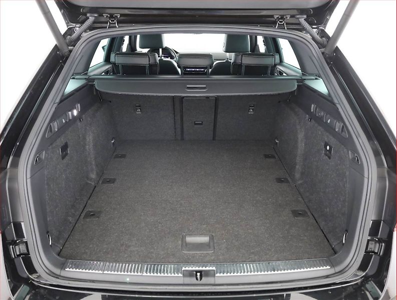 Škoda Superb (2019) Laurin&Klement 2.0 TSI - fotka 20 z 21