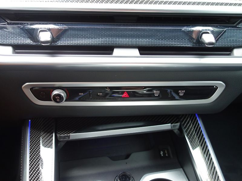BMW X5 (2024) 4.0d*M-PAKET*VZDUCH*TOP*1M*CZ! - fotka 24 z 50