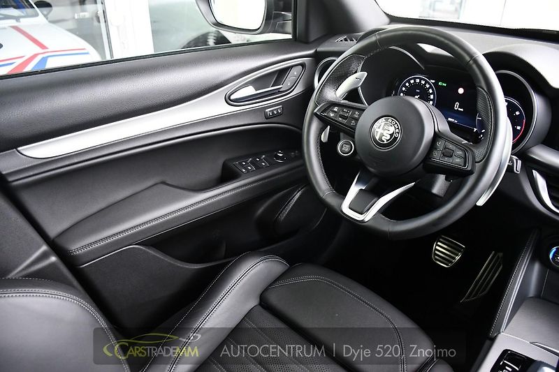 Alfa Romeo Stelvio 2.2 JTDm 154kW  Připravujeme - fotka 22 z 49