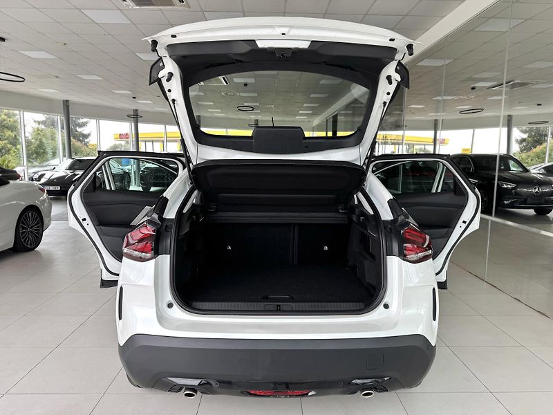 Citroën C4 1,2PT 130*AT8*Full LED*Kamera - fotka 33 z 36
