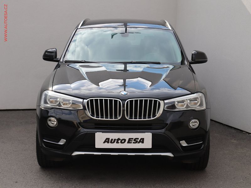 BMW X3 (2016) 2.0D Xdrive, 4x4, navi - fotka 2 z 3