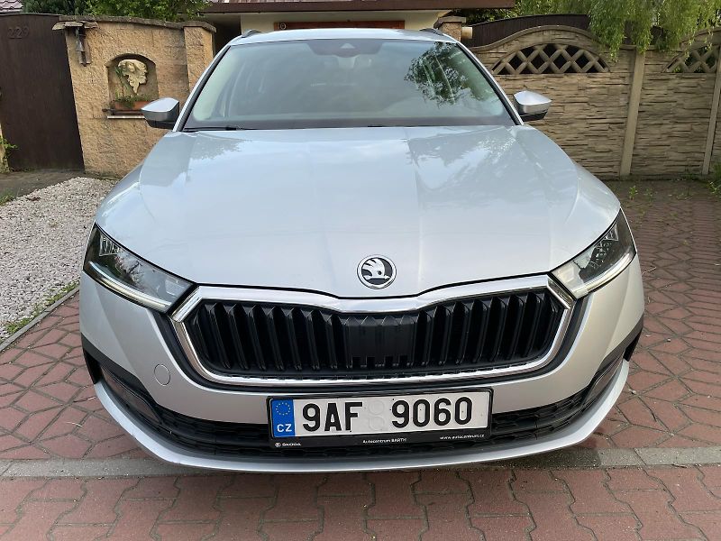 Škoda Octavia 1.5TSi 1.MAJ ČR NEBOUR. ZÁRUKA - fotka 2 z 20