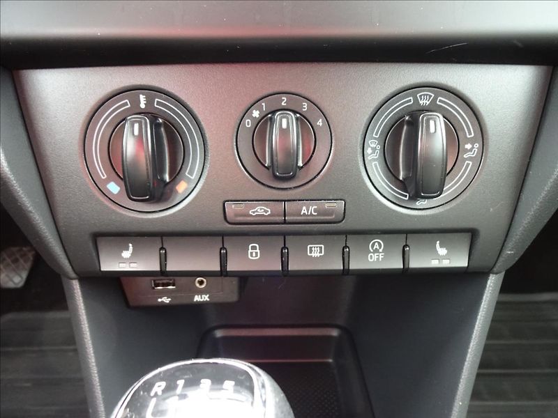 Škoda Rapid 1.2TSI 66kW - fotka 37 z 46