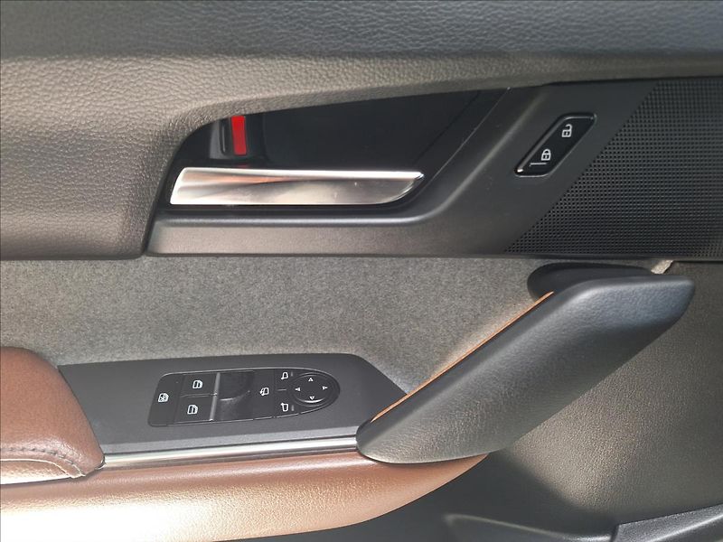Mazda MX-30 EV e-SKYACTIV LUXURY - VINTAGE - fotka 10 z 13