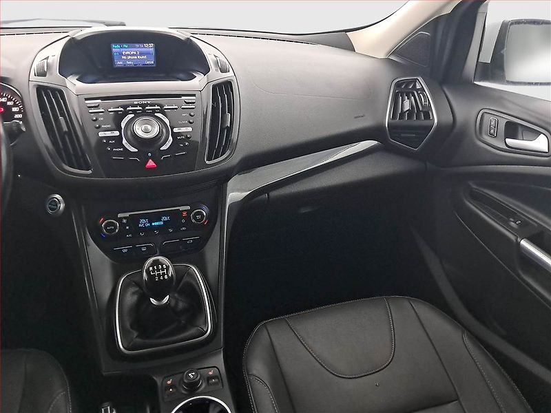 Ford Kuga (2013) 2.0 TDCi, 4X4, Tempomat - fotka 8 z 21