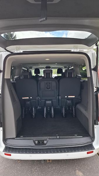 Ford Tourneo Custom (2018) - fotka 12 z 13