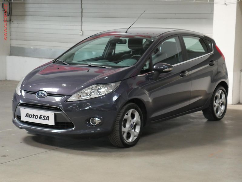 Ford Fiesta (2011) 1.25, Titanium - fotka 3 z 15