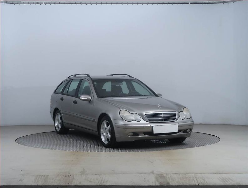 Mercedes-Benz Třídy C (2002) Classic C 270 CDI - fotografie inzerátu