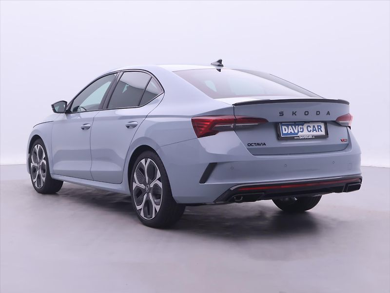 Škoda Octavia 2,0 TSI 195kW DSG RS DPH 1.Maj - fotka 5 z 43