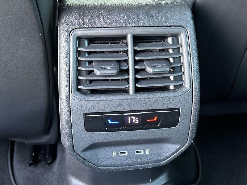 Cupra Formentor (2024) 1.5 TSI DSG - fotka 25 z 31
