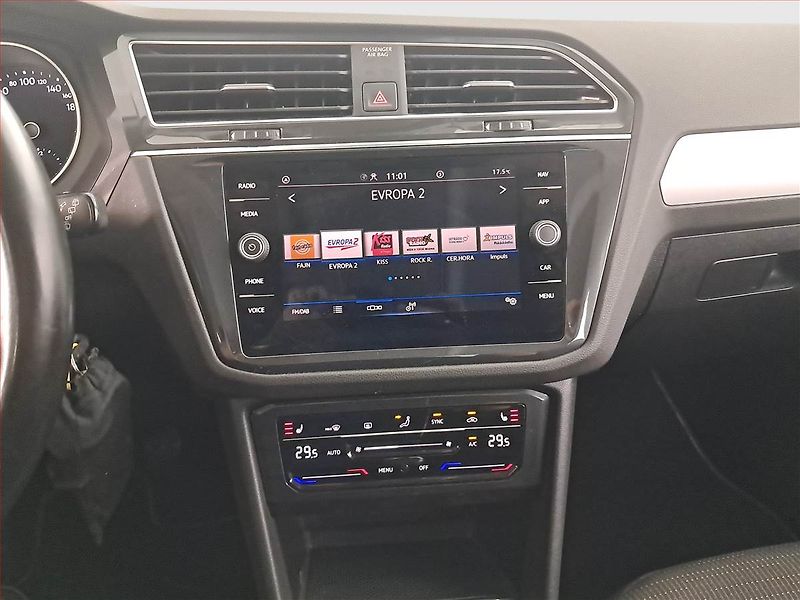 Volkswagen Tiguan (2022) Life 1.5 TSI - fotka 12 z 20