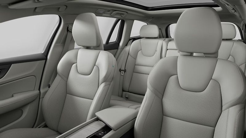Volvo V60 (2026) B4 AUT BRIGHT ULTRA - fotka 10 z 12