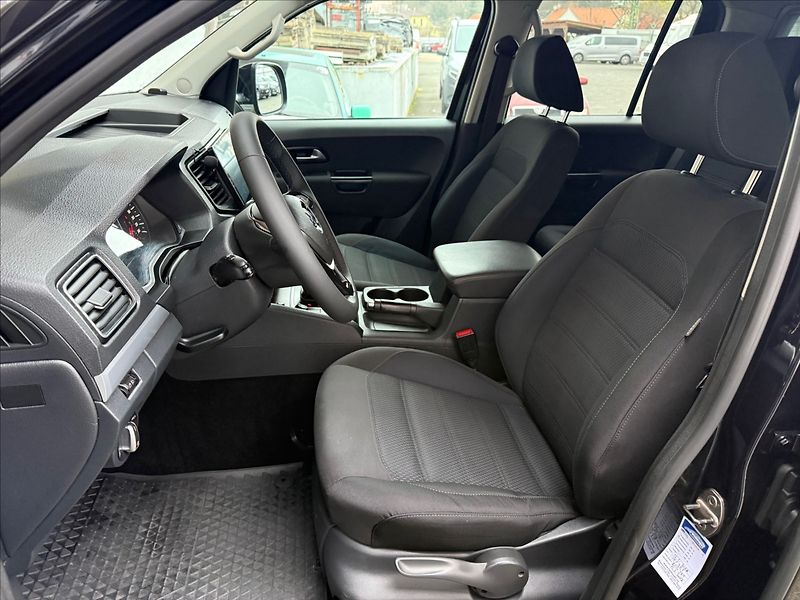 Volkswagen Amarok 3,0 V6 Hardtop,po servisu - fotka 11 z 38