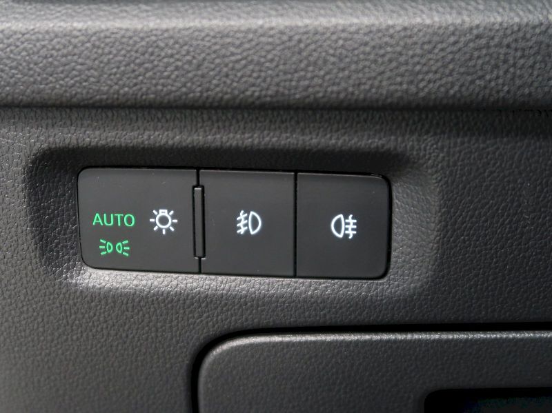 Škoda Octavia (2020) AMBITION 2.0TDI 85KW - fotka 31 z 36