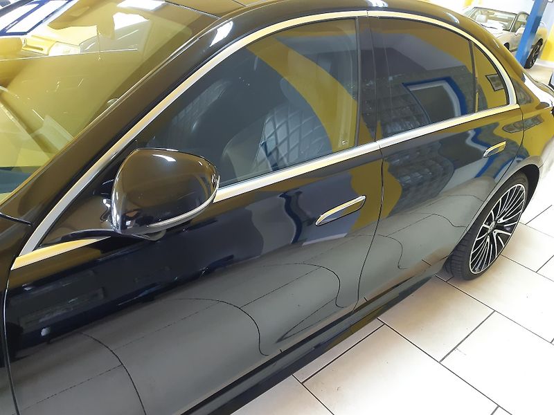 Mercedes-Benz Třídy S S500 4MATIC AMG PAKET MAX VÝBA - fotka 8 z 58