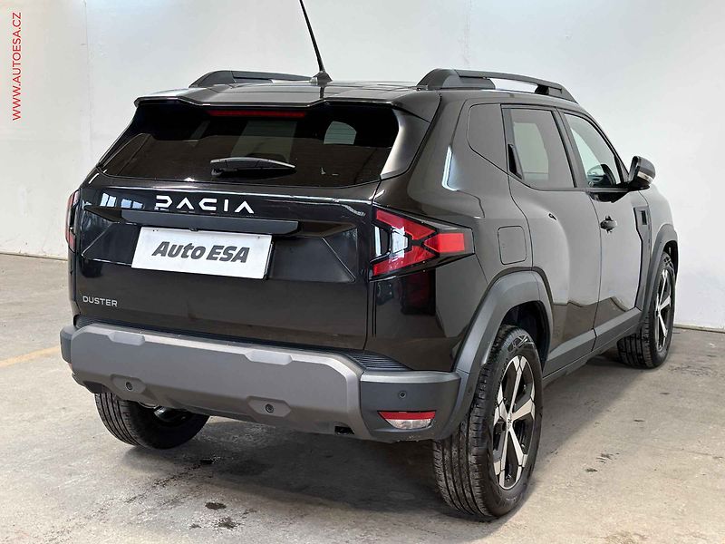 Dacia Duster (2024) 1.2 TCe, ČR, AC, LED, park - fotka 4 z 18