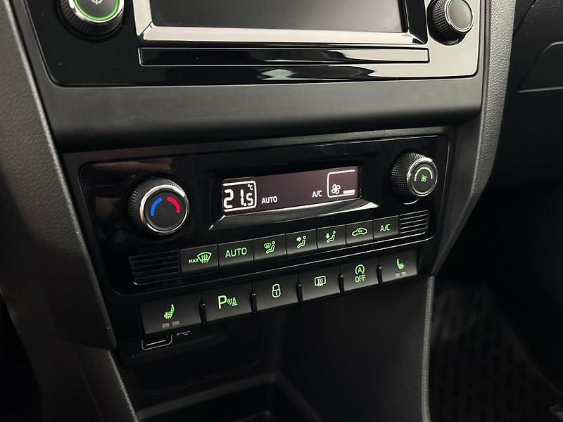 Škoda Rapid Style - fotka 19 z 29