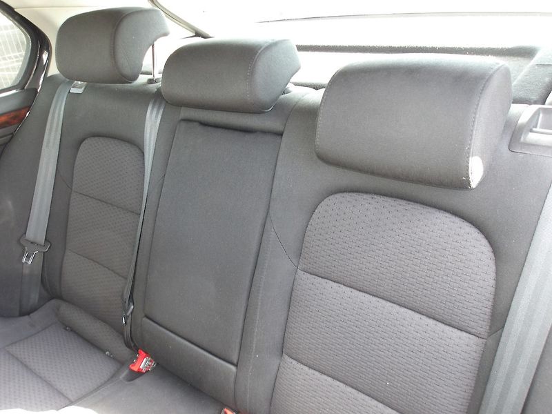 Škoda Superb 2,0TDi 103kW DSG ! ČR ! 2.MAJ. - fotka 23 z 45