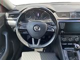 Škoda Superb (2017) 2.0 TDi, Style, kamera - náhled 11
