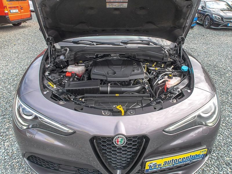 Alfa Romeo Stelvio (2023) 2.0T Q4 MAT - NAVI - fotka 57 z 62