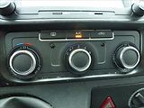 Volkswagen Transporter 2,0 TDi 9 míst - náhled 25