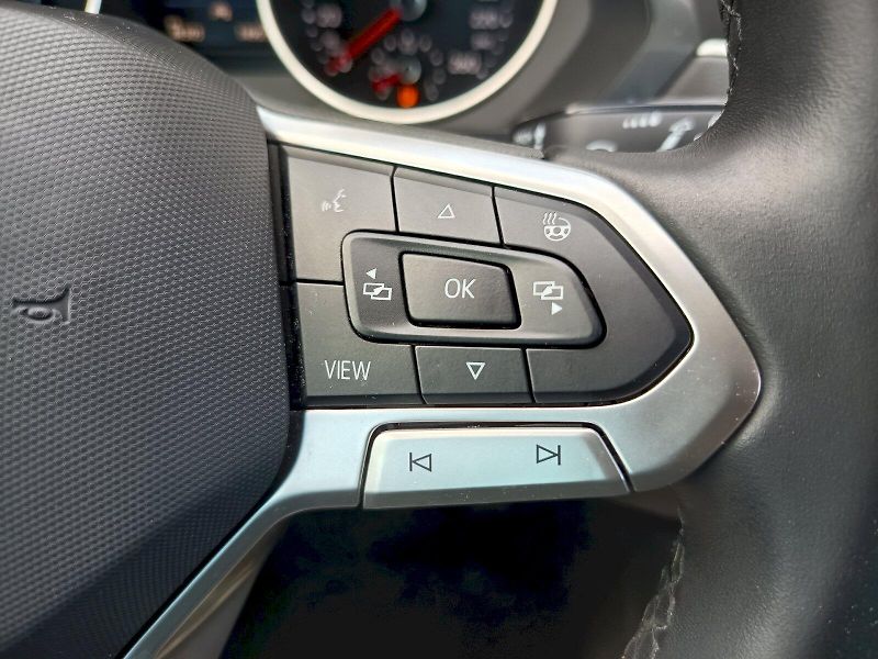 Volkswagen Tiguan (2021) 1.5 TSI 110kW LIFE - fotka 14 z 35