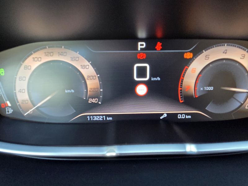 Peugeot 3008 (2018) 1.6 PT 165 GT-line EAT6 - fotka 14 z 29