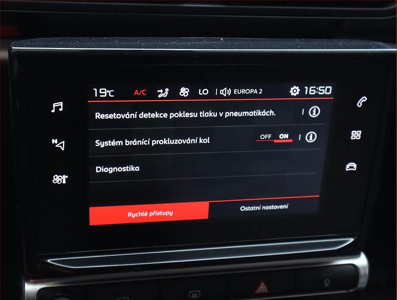Citroën C3 (2017) 1.2 PureTech, Serv.kniha - fotka 17 z 19