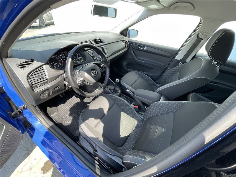 Škoda Fabia 1,0 TSI Combi Ambition Plus - fotka 5 z 21