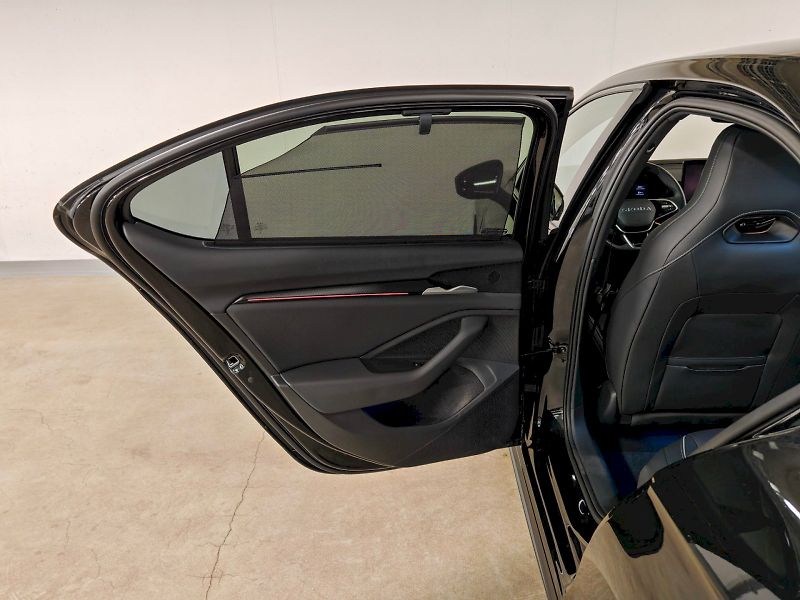 Škoda Superb (2025) iV 1.5 TSI 150 kW DSG Sportlin - fotka 27 z 35