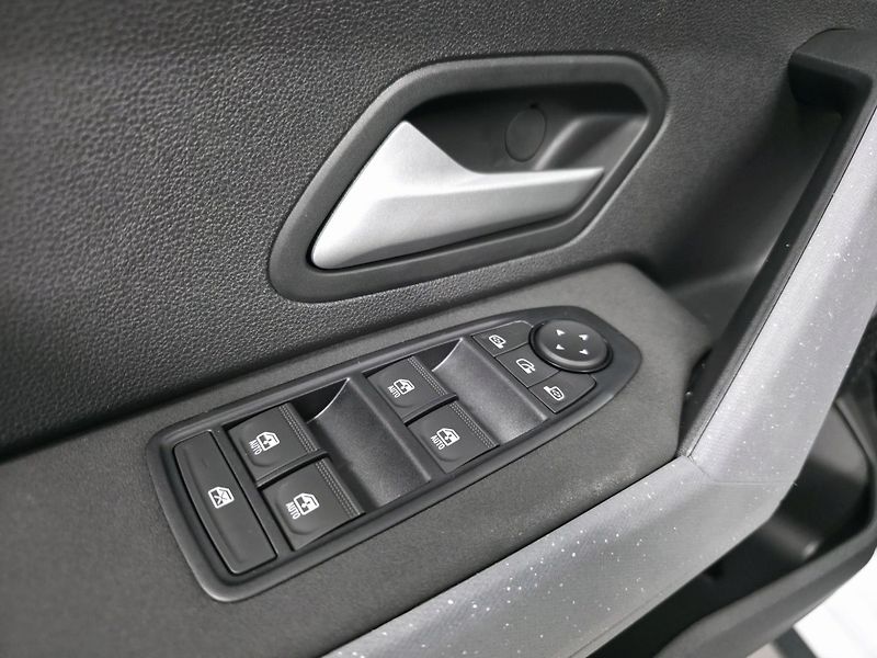 Dacia Bigster (2026) journey mild hybrid-G 140 - fotka 4 z 4