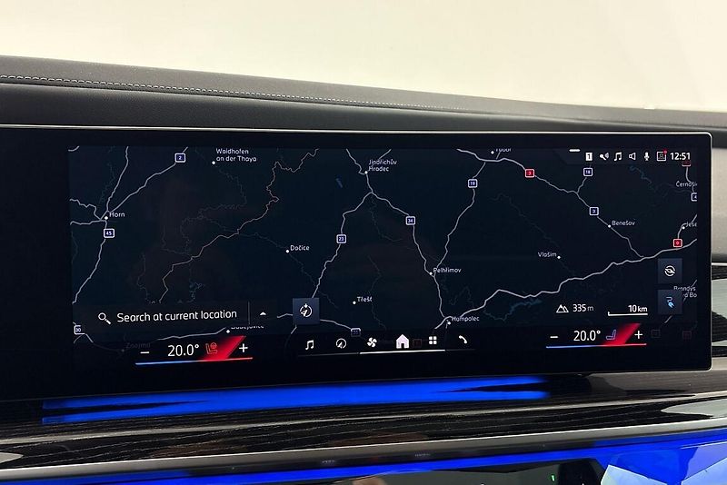 BMW i7 xDrive60 - fotka 17 z 28