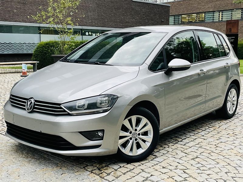 Volkswagen Golf Sportsvan 1.6TDI MANUÁL SENZORY TEMPOMAT - fotka 2 z 40