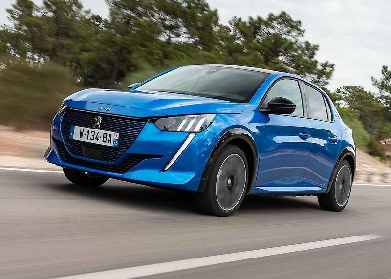 Peugeot chystá příliv svých elektrifikovaných aut.