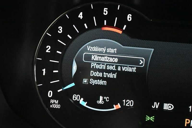 Ford Mondeo (2022) 2.0 LED SONY ACC Tažné Kamera - fotka 22 z 39