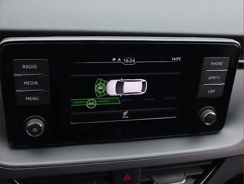 Škoda Scala (2020) Joy 1.0 TSI, Tempomat - fotka 18 z 20