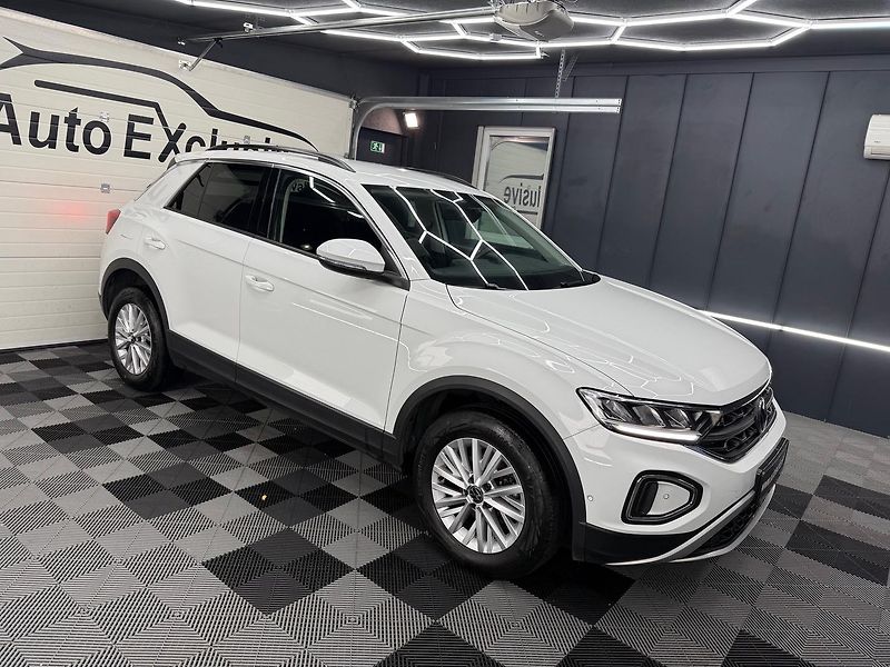 Volkswagen T-Roc (2022) 1.5 TSI Style DSG - fotka 4 z 27