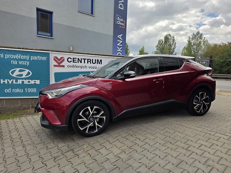 Toyota C-HR 1.8-HYBRID-AUTOMAT-TOP VÝBAVA - fotka 3 z 14