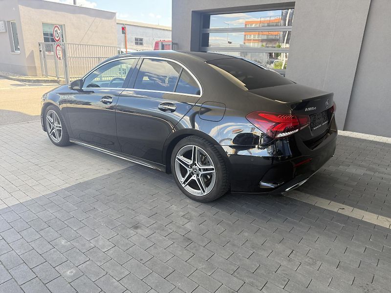 Mercedes-Benz Třídy A (2019) A 180d sedan - fotka 4 z 38