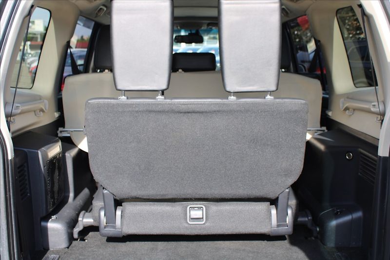 Mitsubishi Pajero 3,2 DI-D  ČR,AUTOMAT,4x4,7MÍST - fotka 30 z 38