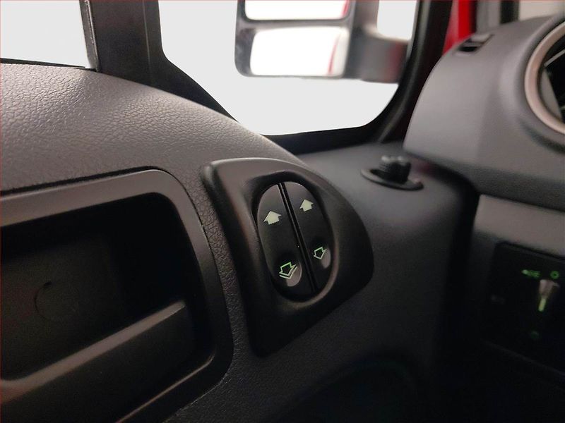 Ford Transit Connect (2011) 1.8 TDCi, ČR - fotka 17 z 17