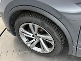Volkswagen Tiguan R-Line DSG - náhled 28